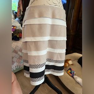 White House black market nwot never worn size 14 lovely new skirt #11